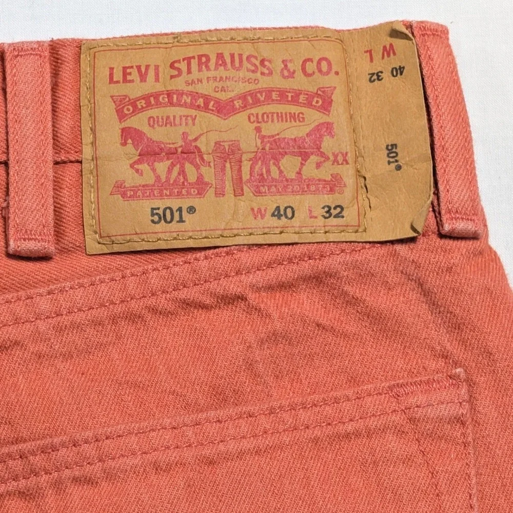 Levi's 501 Original Fit Straight Leg Salmon Orange Jeans Mens 40x32